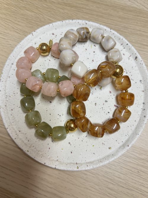 Bracelet ice cube