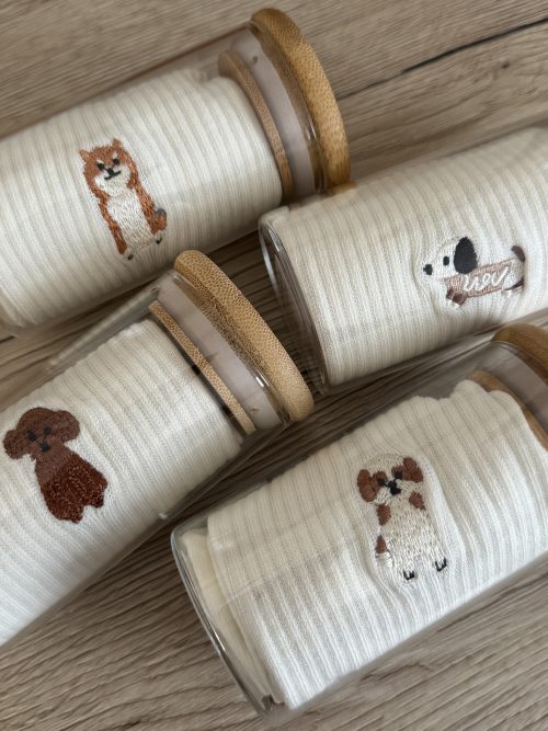 Chaussettes pot chien caniche