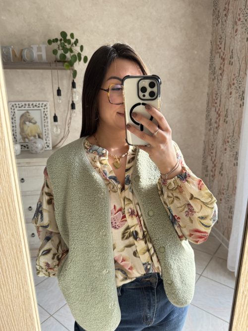 Gilet bouclette Amia vert anis